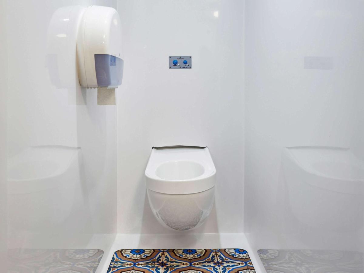 Hotelf1 Nimes Ouest Экстерьер фото