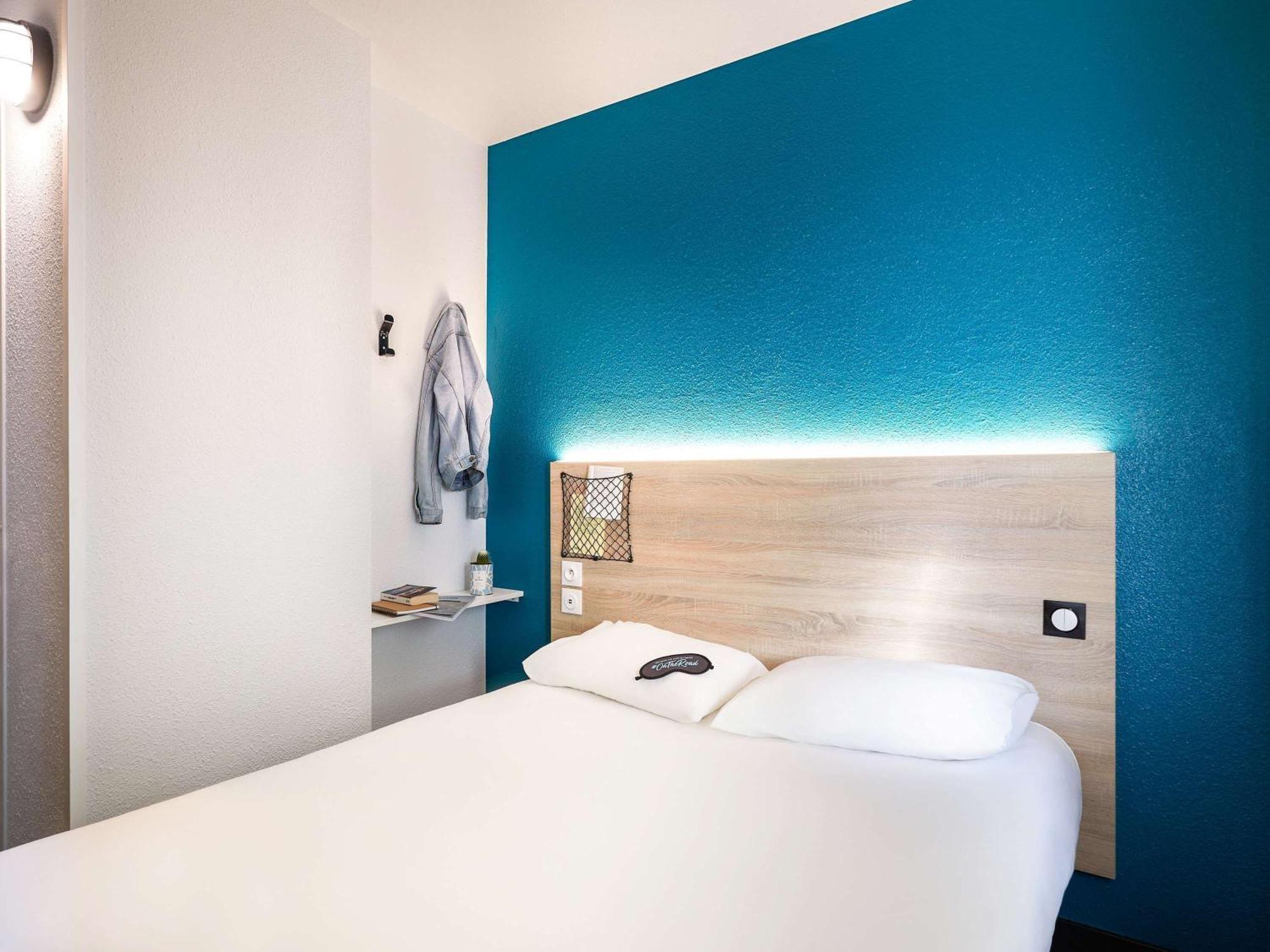 Hotelf1 Nimes Ouest Экстерьер фото