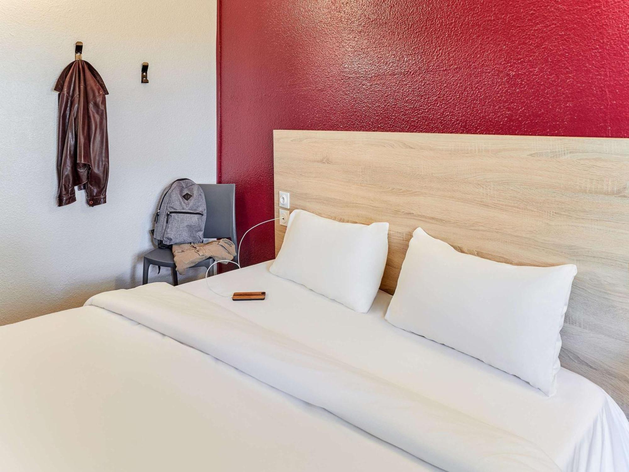 Hotelf1 Nimes Ouest Экстерьер фото